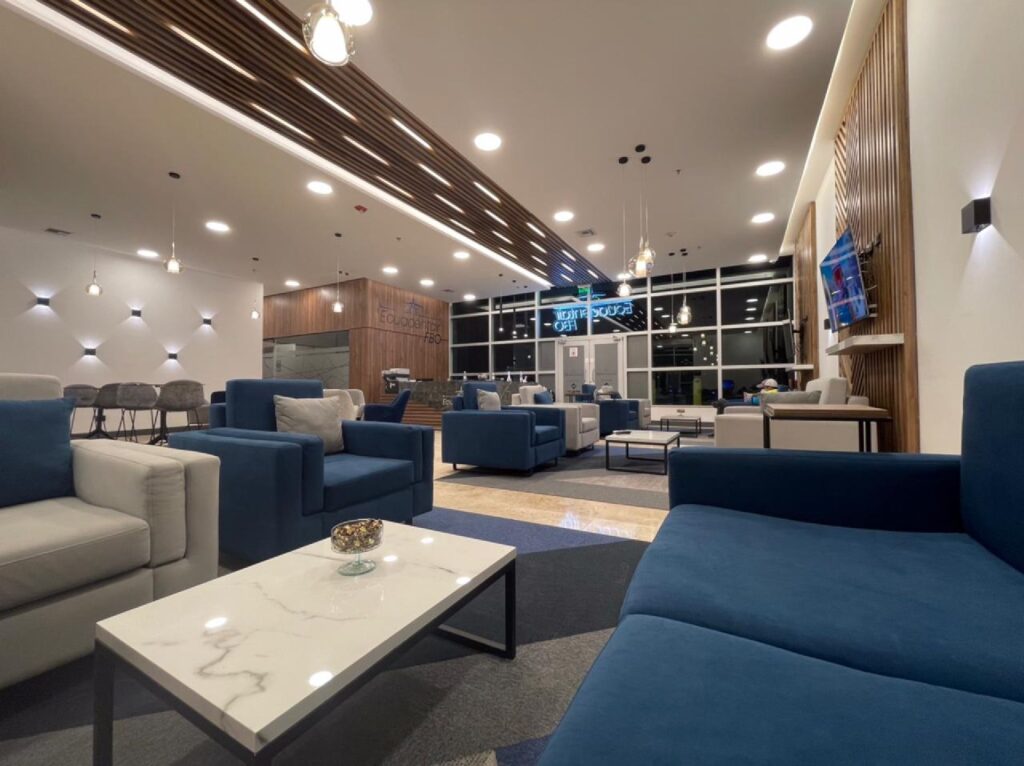 Ecuacentair Passenger Lounge image