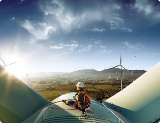 Worker lies on the windmill