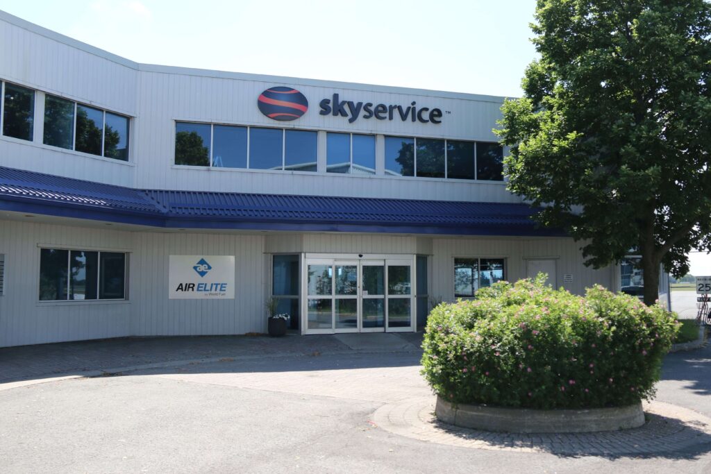 Skyservice FBO - Ottawa blue building entry