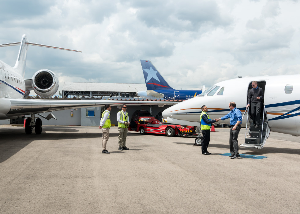 Aerosupport passengers leaving a jet